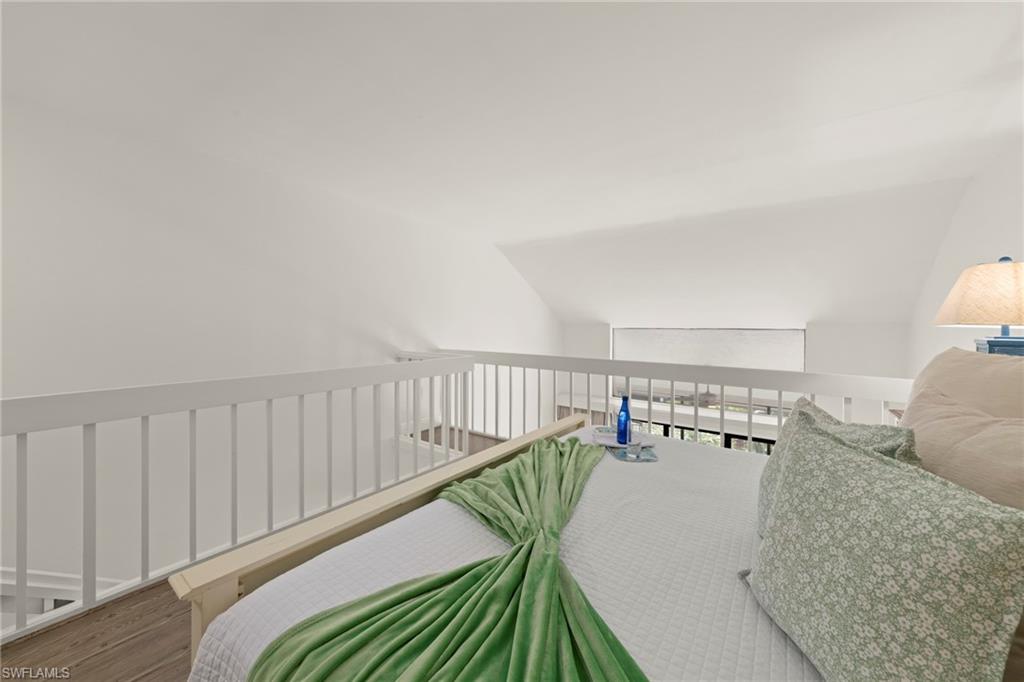 TENNIS VILLAS - Residential