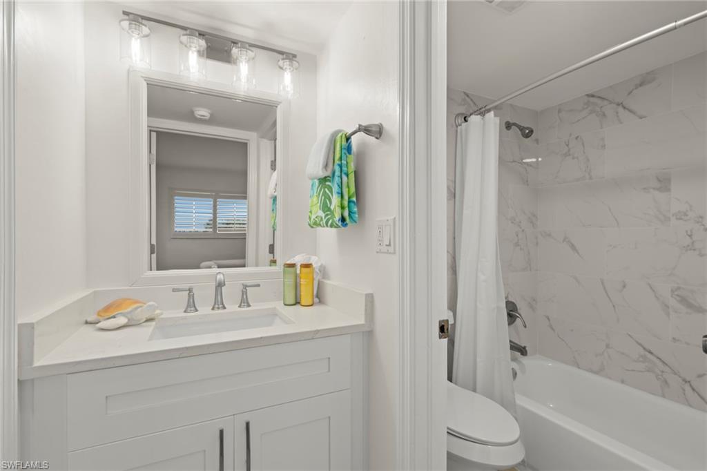 TENNIS VILLAS - Residential