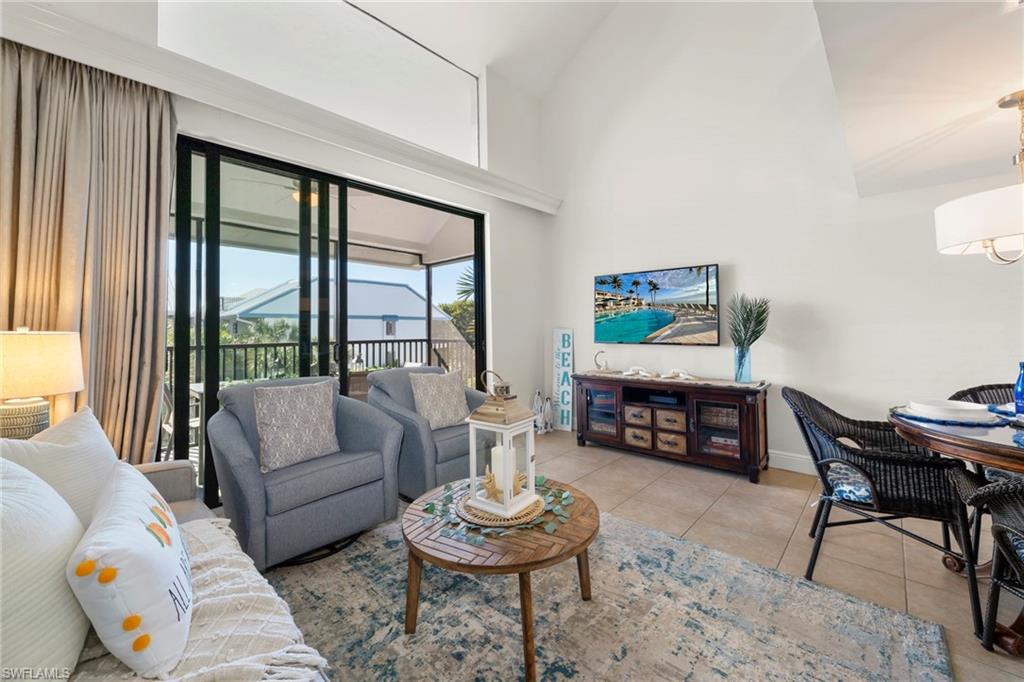 TENNIS VILLAS - Residential