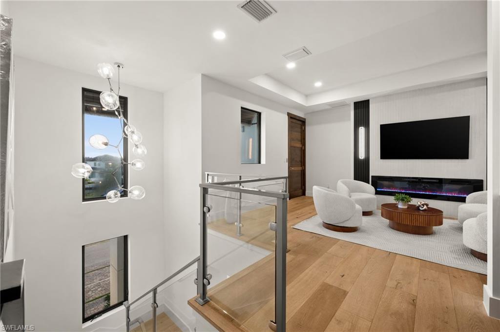 CONNERS - Residential