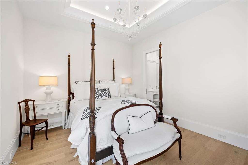 OLDE NAPLES - Residential