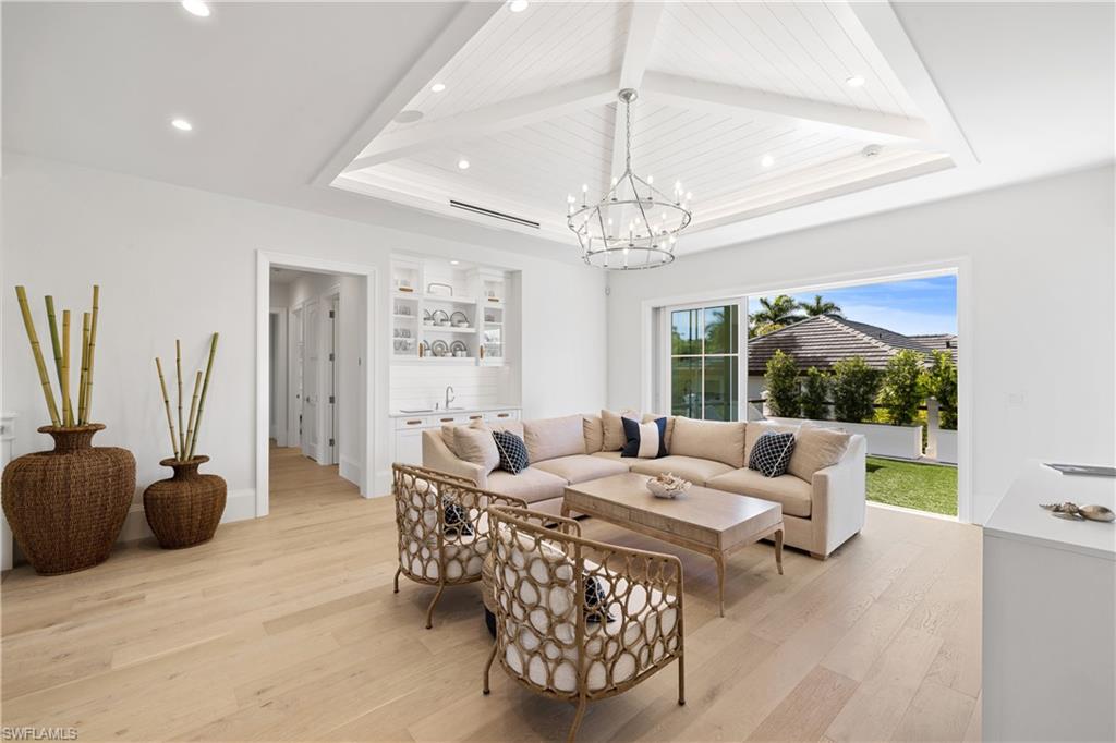 OLDE NAPLES - Residential