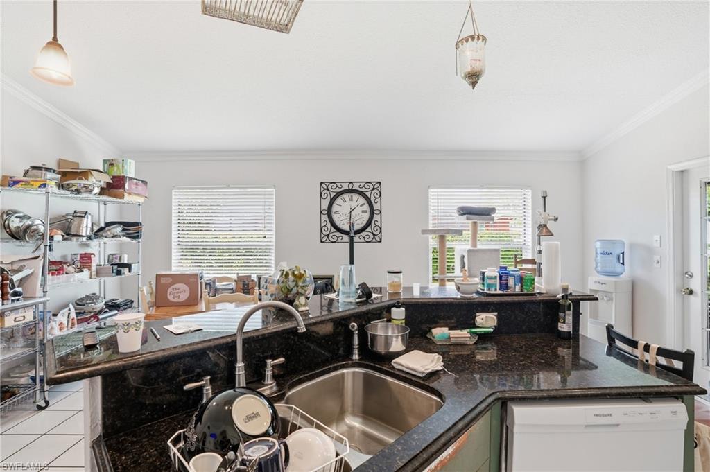 QUAIL HOLLOW - Residential