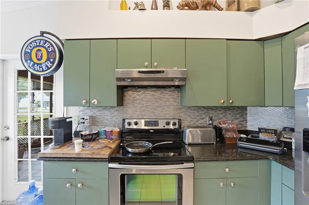 QUAIL HOLLOW - Residential