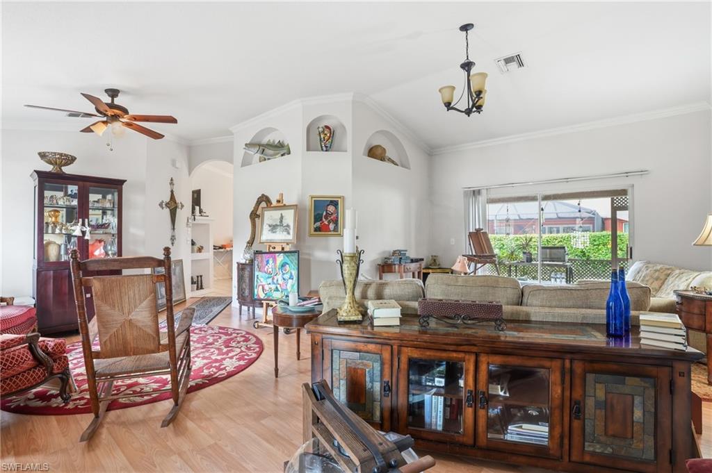 QUAIL HOLLOW - Residential