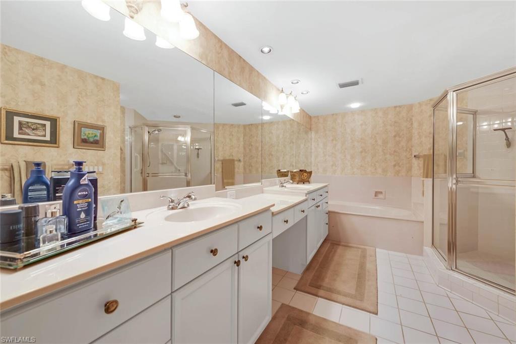 COMMONS AT WYNDEMERE - Residential