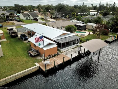 2115 Saint Croix Ave, Fort Myers, FL 33905 - MLS#: 224100404
