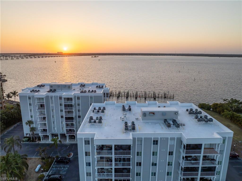 PALM BEACH LANDINGS - Residential Lease