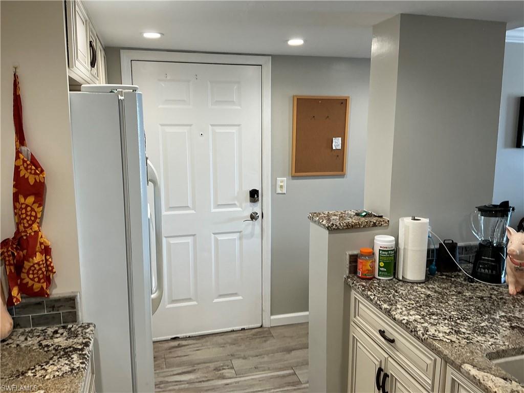 PALM BEACH LANDINGS - Residential Lease