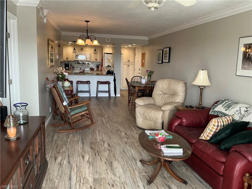 PALM BEACH LANDINGS - Residential Lease