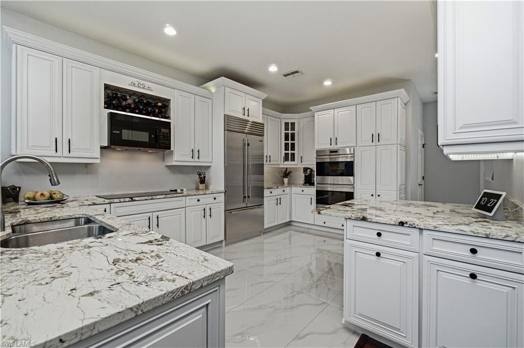 207 San Mateo DR
