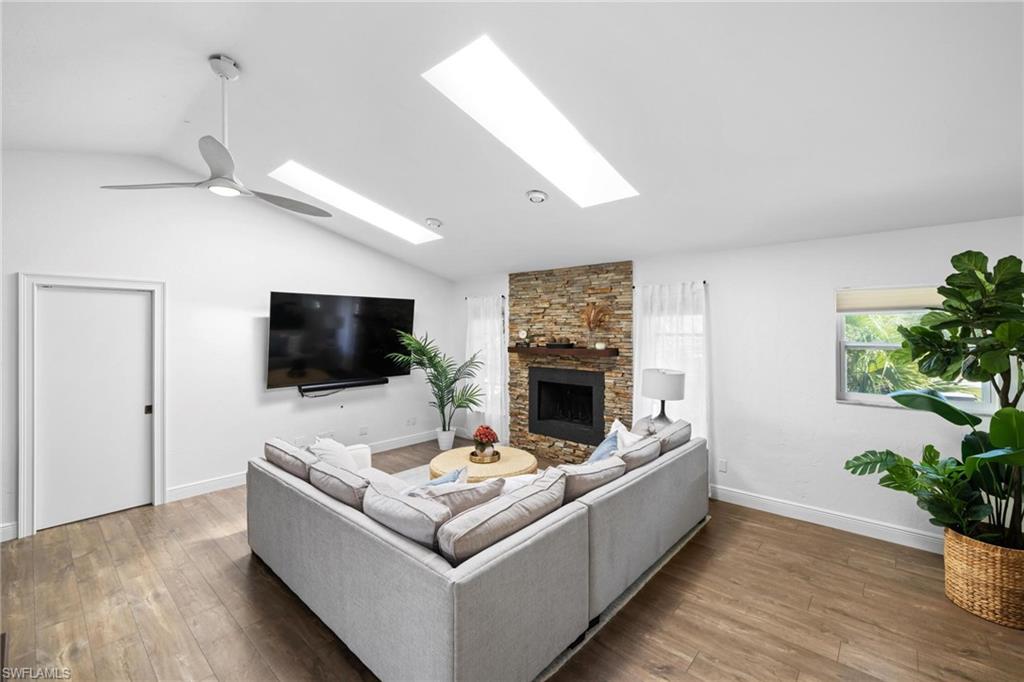 GULF ACRES - Residential