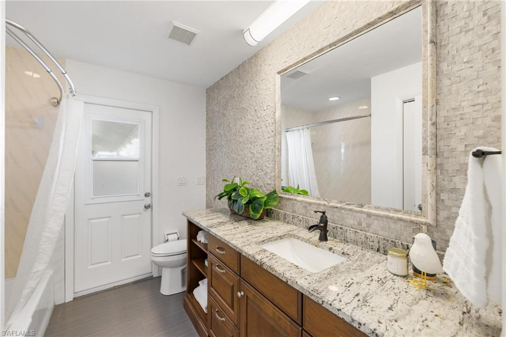 GULF ACRES - Residential