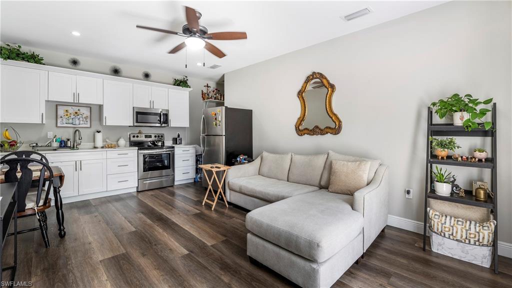 GOLDEN GATE ESTATES - Residential