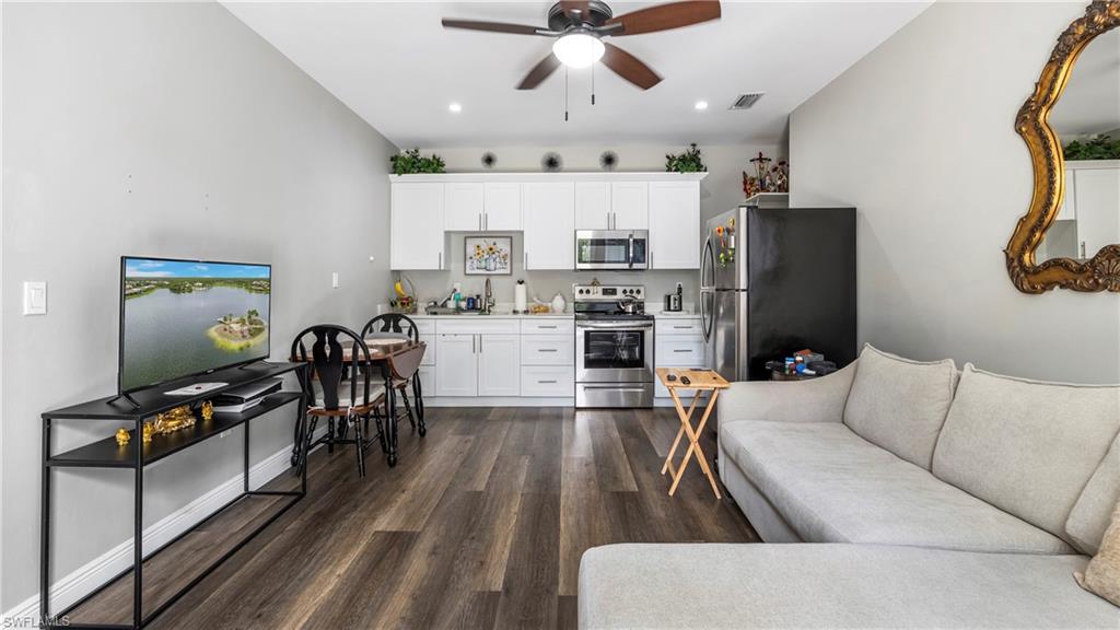 GOLDEN GATE ESTATES - Residential