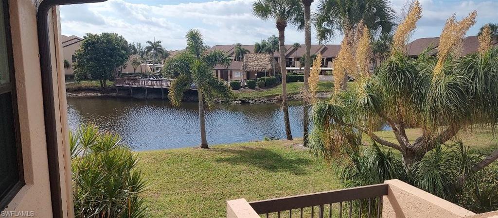 ADMIRALTY YACHT & RACQUET CLUB - Residential