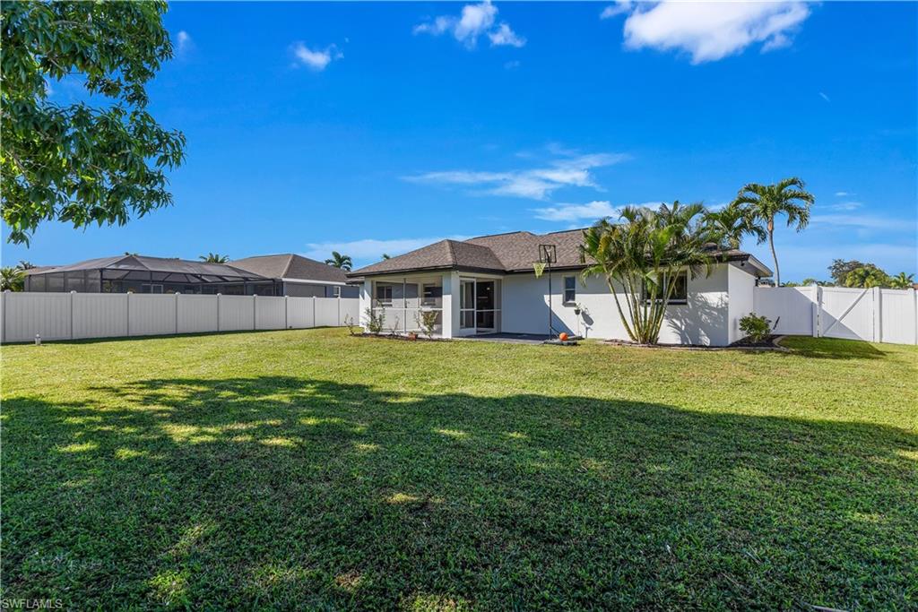 CAPE CORAL - Residential