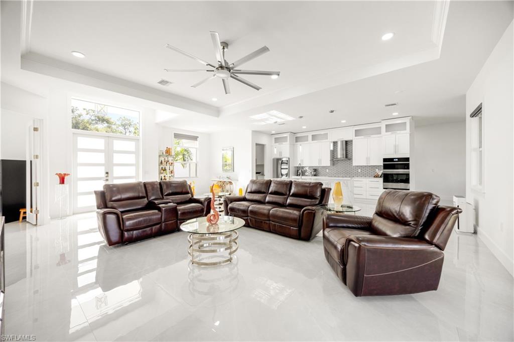 GOLDEN GATE ESTATES - Residential