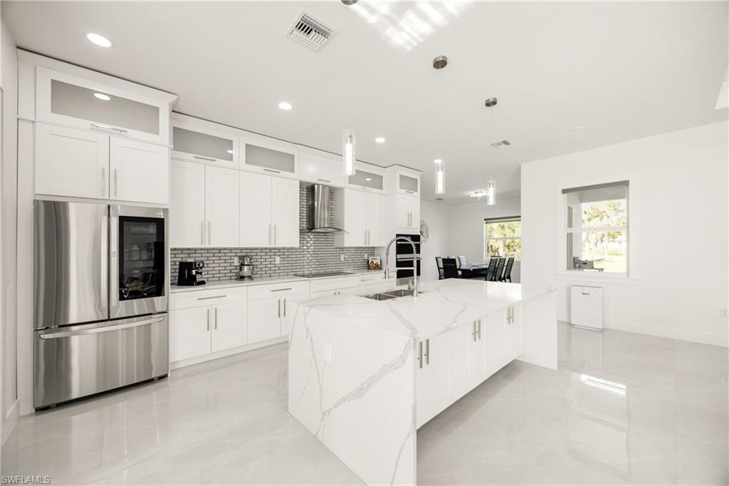 GOLDEN GATE ESTATES - Residential