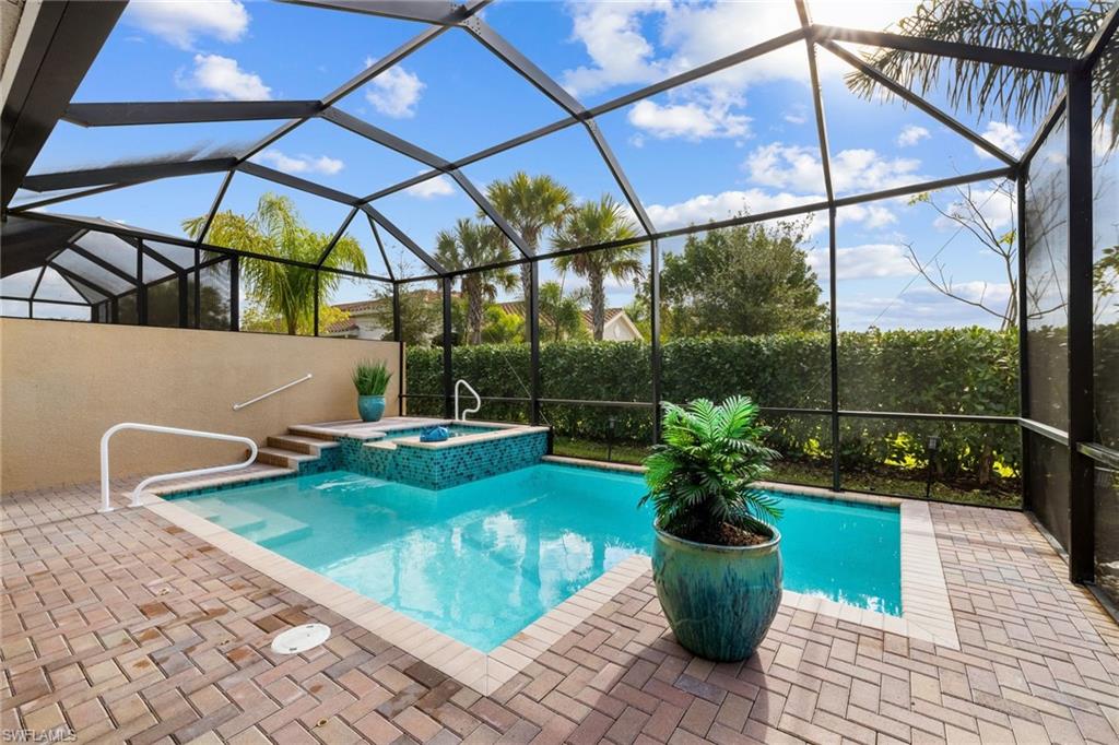 MARINA BAY - Residential