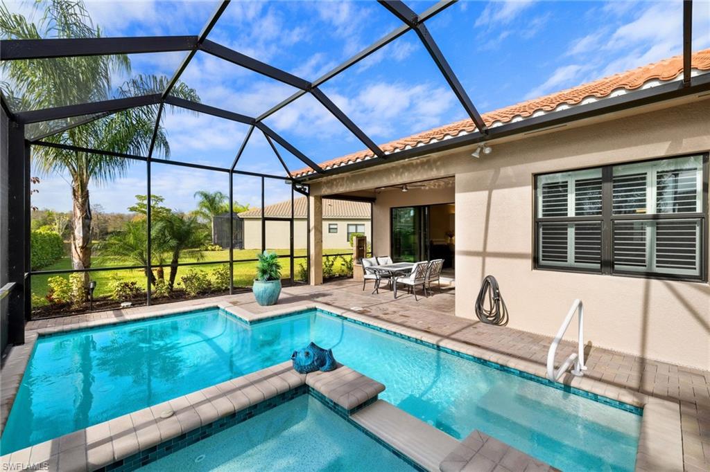 MARINA BAY - Residential