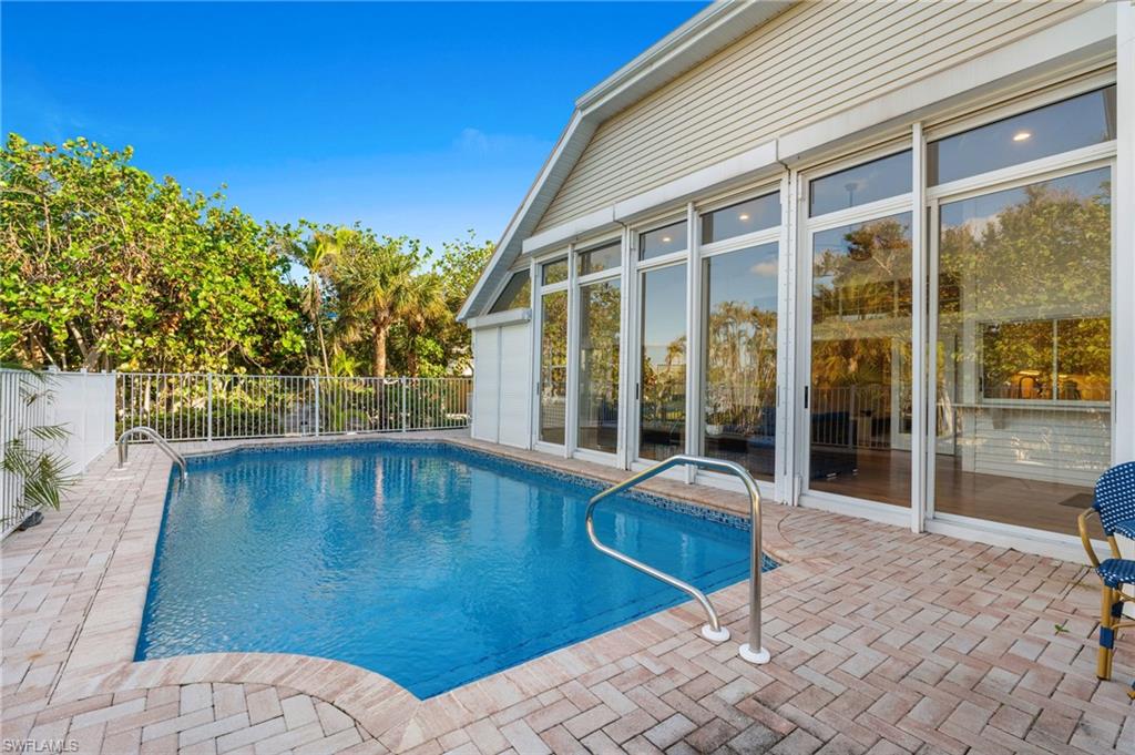 SANIBEL ISLES - Residential