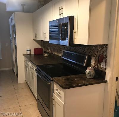 SANDY HOLLOW - Residential