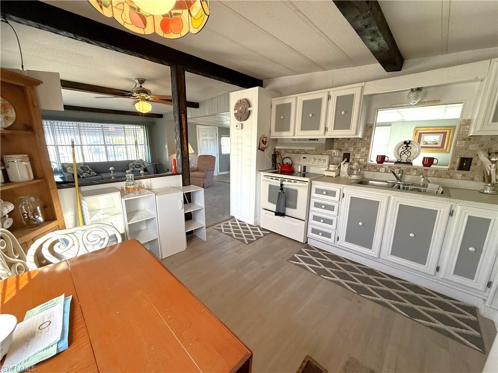 COASTAL ESTATES - Residential