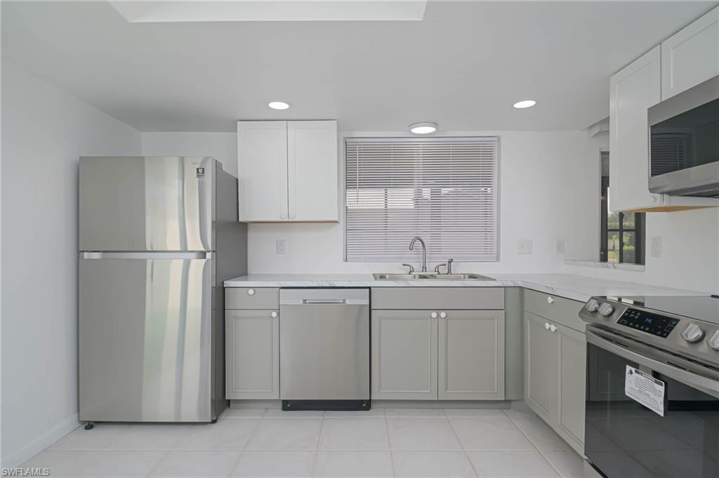 WOODCREST VILLAGE - Residential