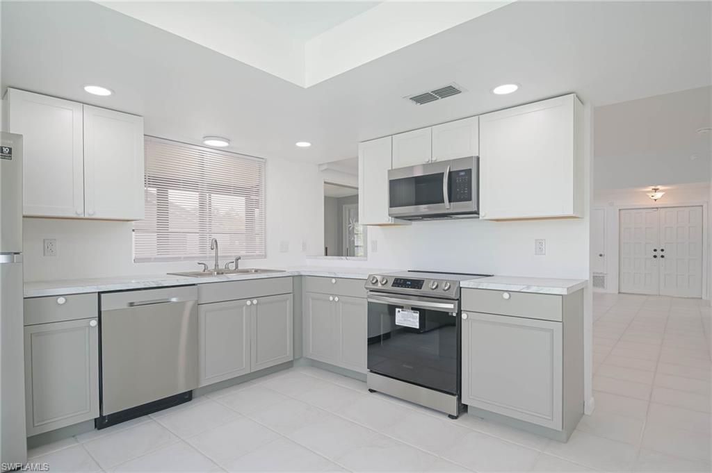 WOODCREST VILLAGE - Residential