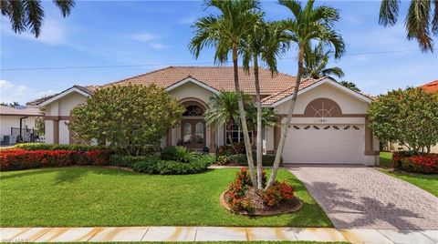Photo of 1621 Almeria CT, MARCO ISLAND, FL 34145 (MLS # 226024665)