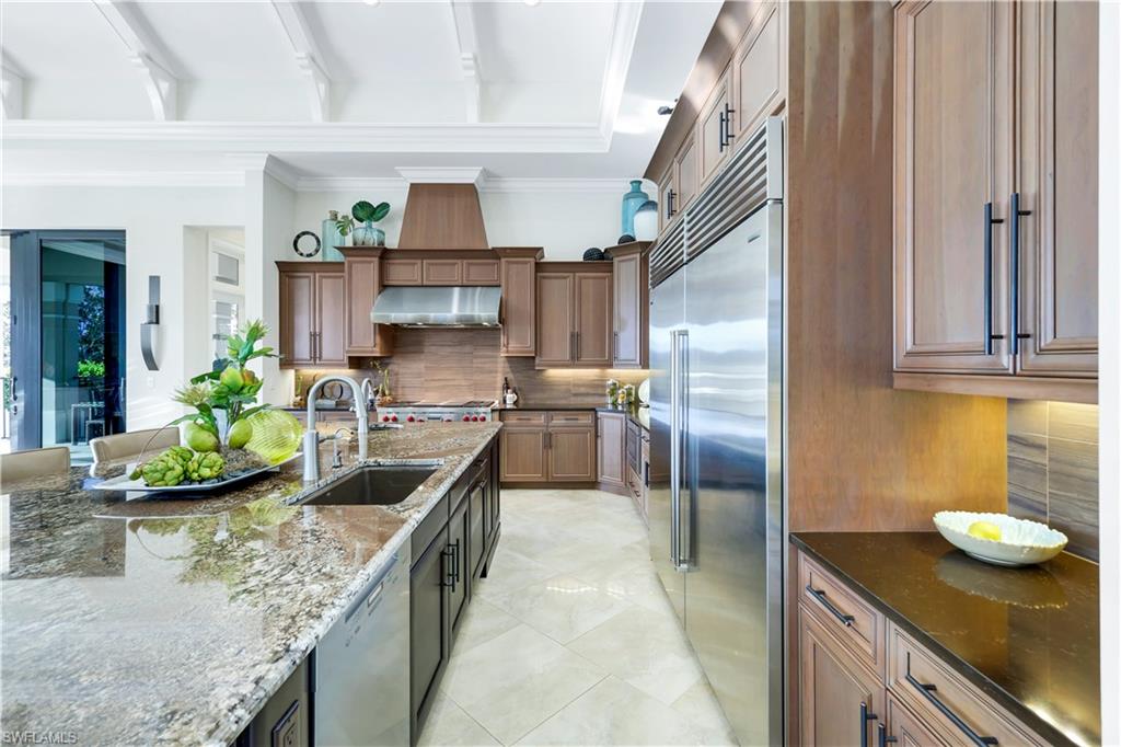 BAY WOODS - Residential