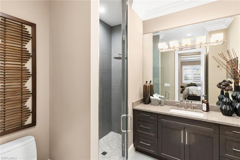 BAY WOODS - Residential