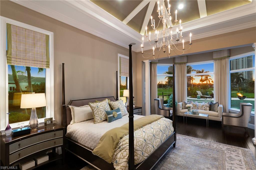 BAY WOODS - Residential