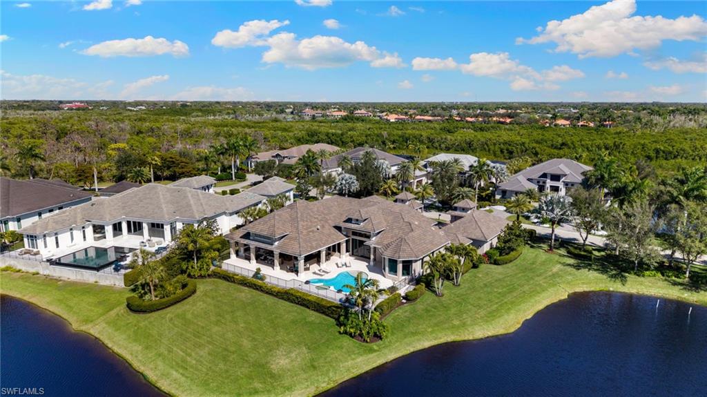 BAY WOODS - Residential