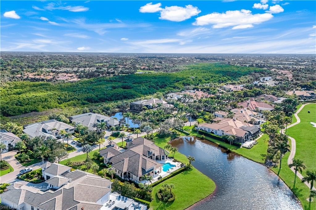 BAY WOODS - Residential