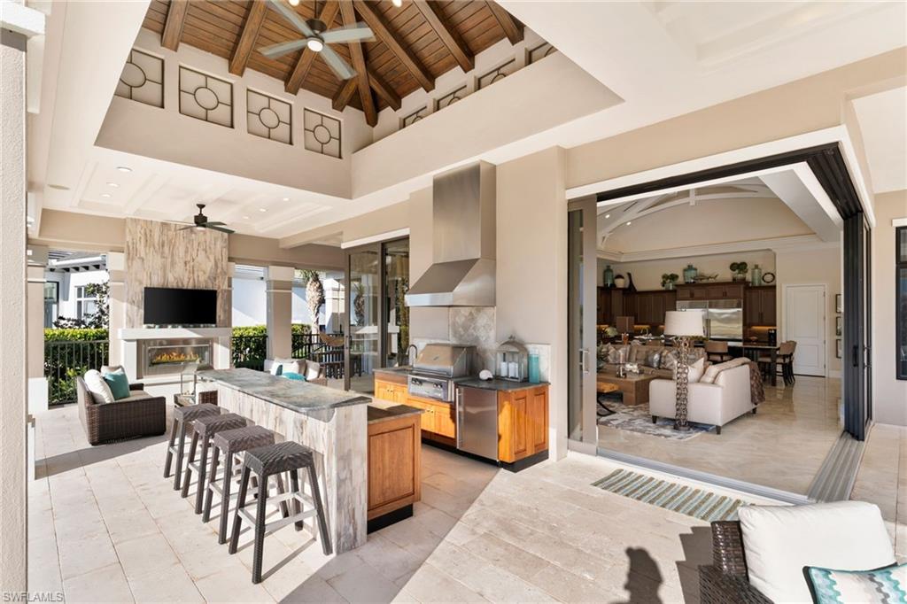 BAY WOODS - Residential