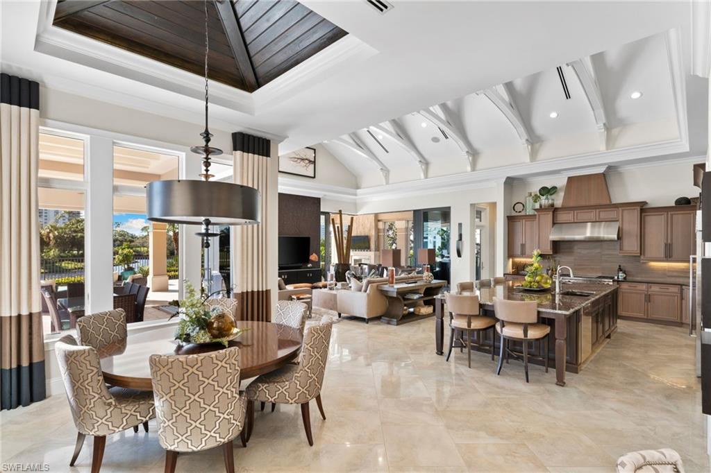 BAY WOODS - Residential