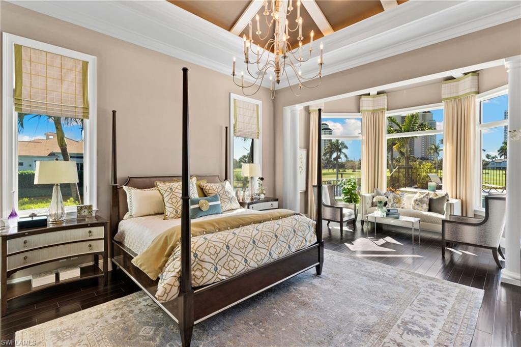 BAY WOODS - Residential