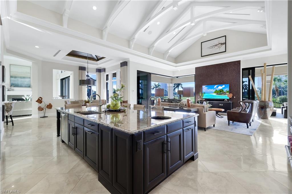 BAY WOODS - Residential