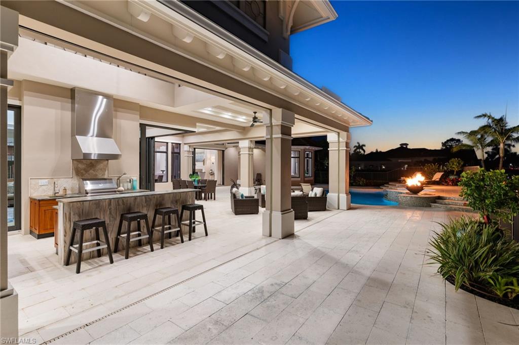 BAY WOODS - Residential