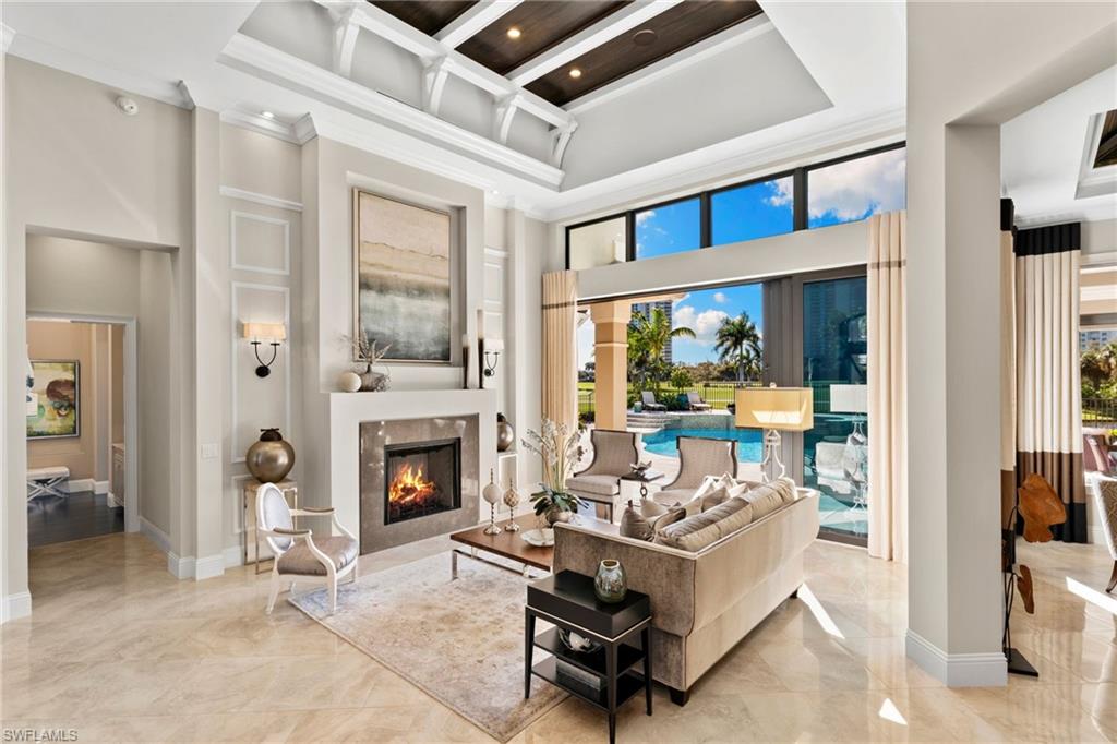 BAY WOODS - Residential