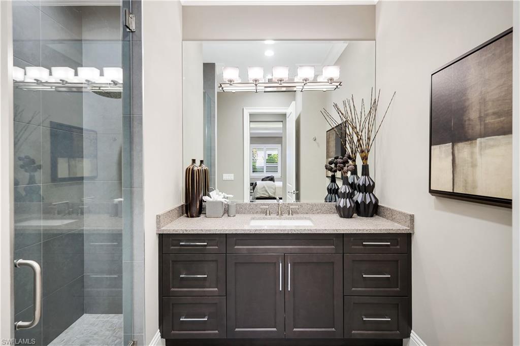 BAY WOODS - Residential