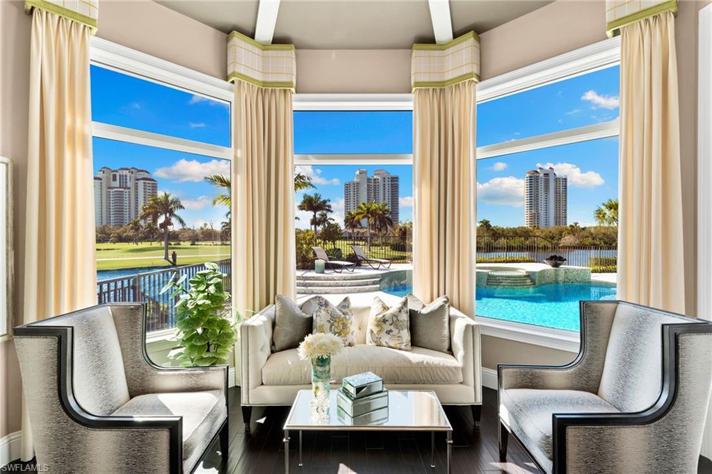 BAY WOODS - Residential