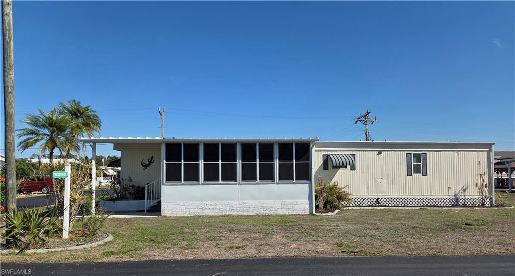 LAZY DAYS MOBILE VILLAGE - Residential