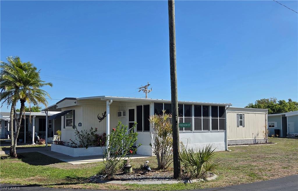 LAZY DAYS MOBILE VILLAGE - Residential