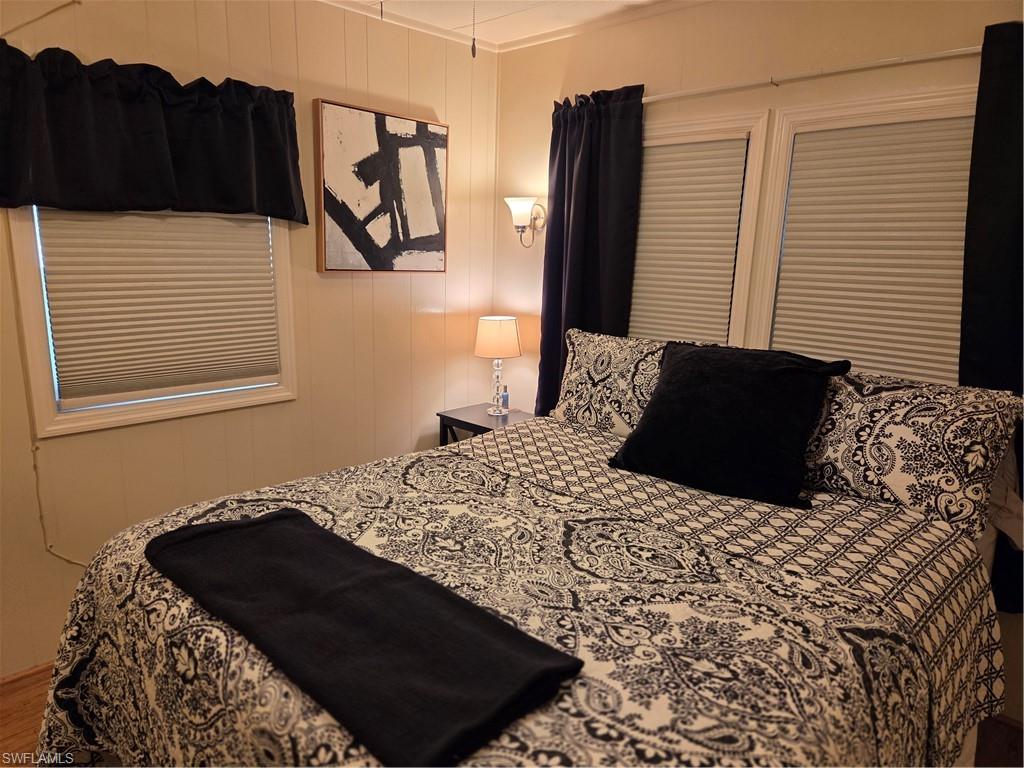 LAZY DAYS MOBILE VILLAGE - Residential