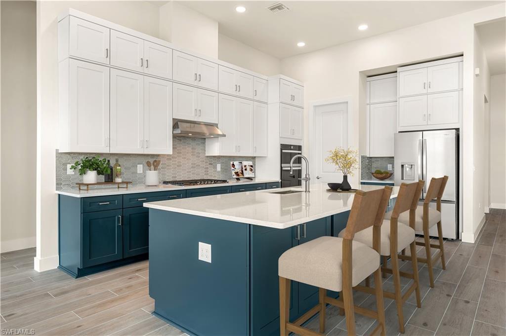 SEVEN SHORES - Residential