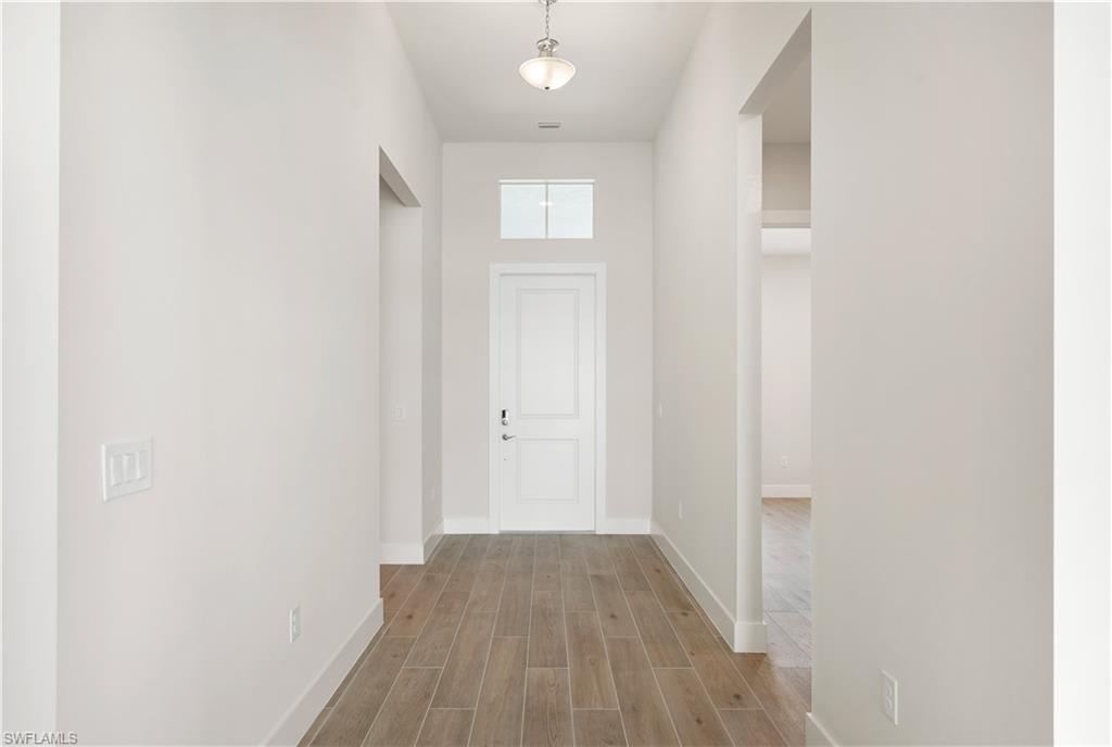 SEVEN SHORES - Residential