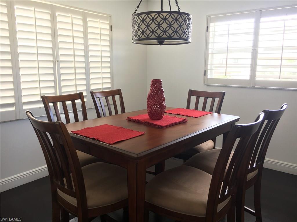 SWAN LAKE CLUB - Residential